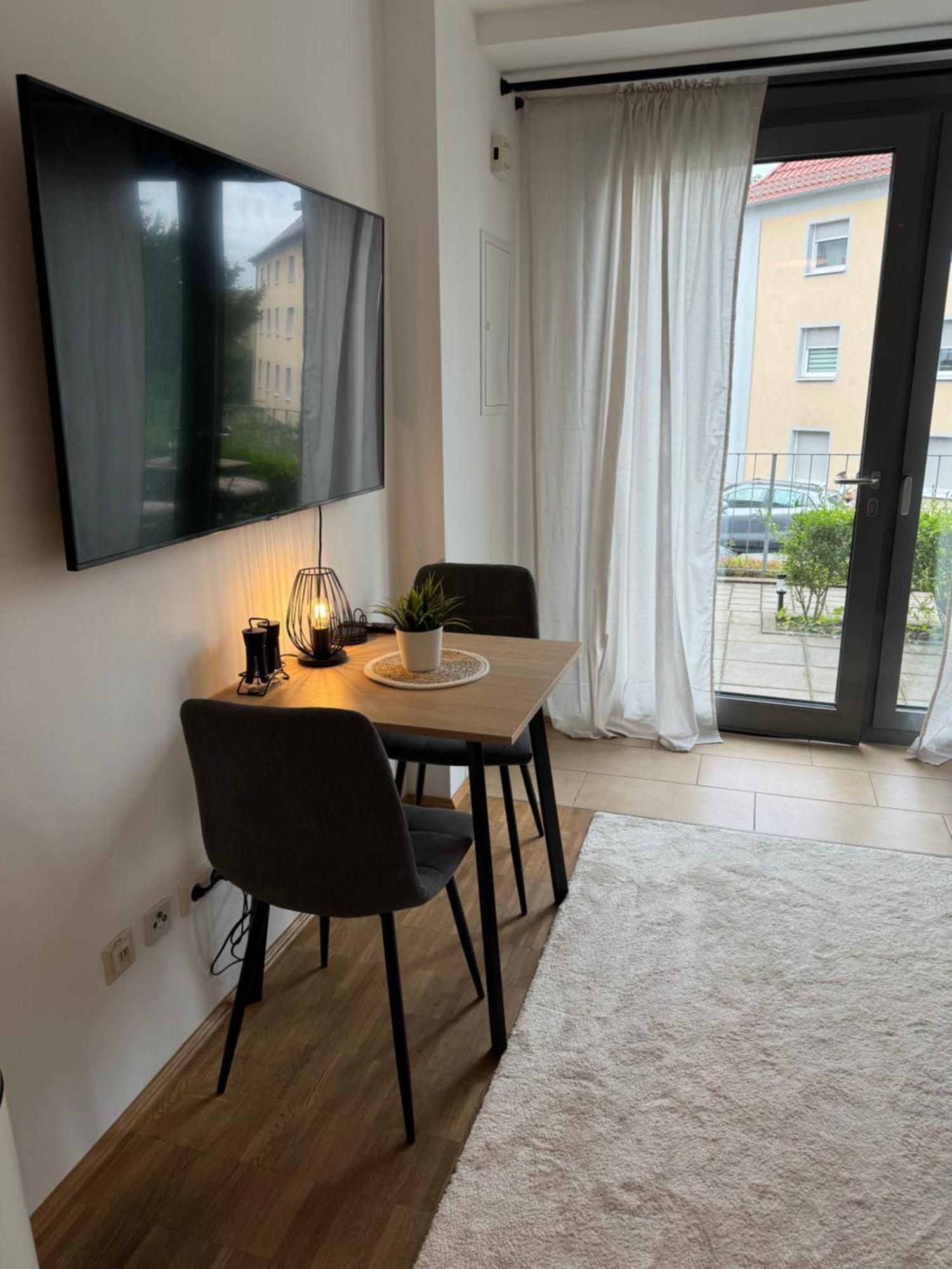 Moderne Ferienwohnung Mit Terrasse Würzburg Eksteriør bilde